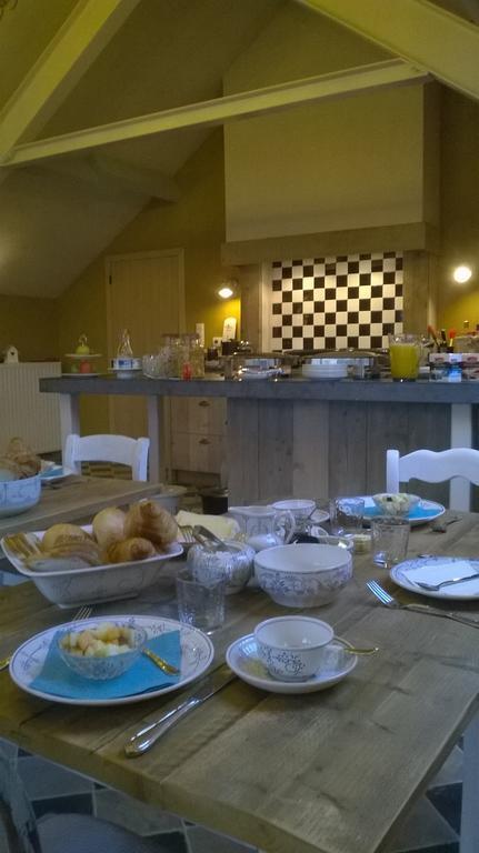 B&B Kamer En Aambeeld Zoutleeuw Εξωτερικό φωτογραφία